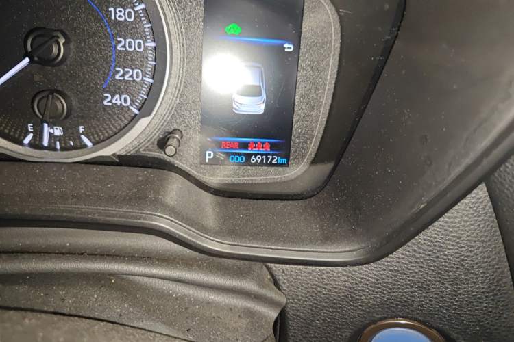 Used Toyota Corolla 2021 Dual-Motor 1.8L E-CVT Elite Edition