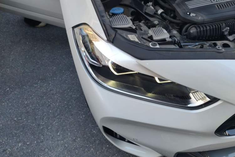 Used BMW X2 2023 sDrive25i M Sport Night Edition Right Front Headlight