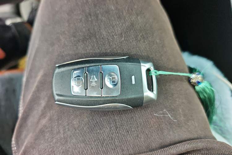 Used Haval H6 Coupe 2015 Blue Label 2.0T Manual Two-Wheel-Drive Elite Model
