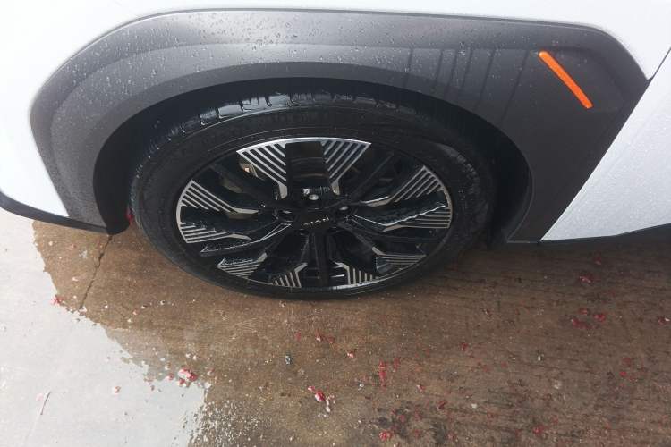 Used AION Y 2021 70 Tech Vitality Edition
