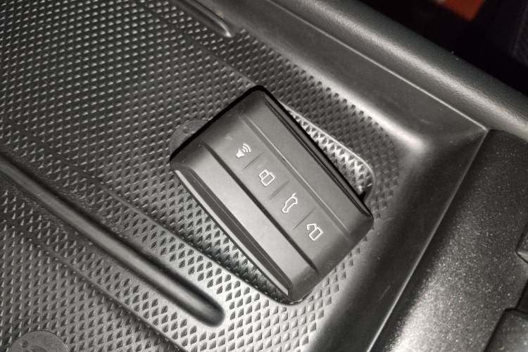 Used Tank 300 2025 2.0T Challenger Interior 1