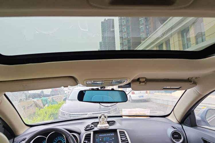 Used CHANGAN Eado 2012 1.6L Manual Luxury Version China IV Standard