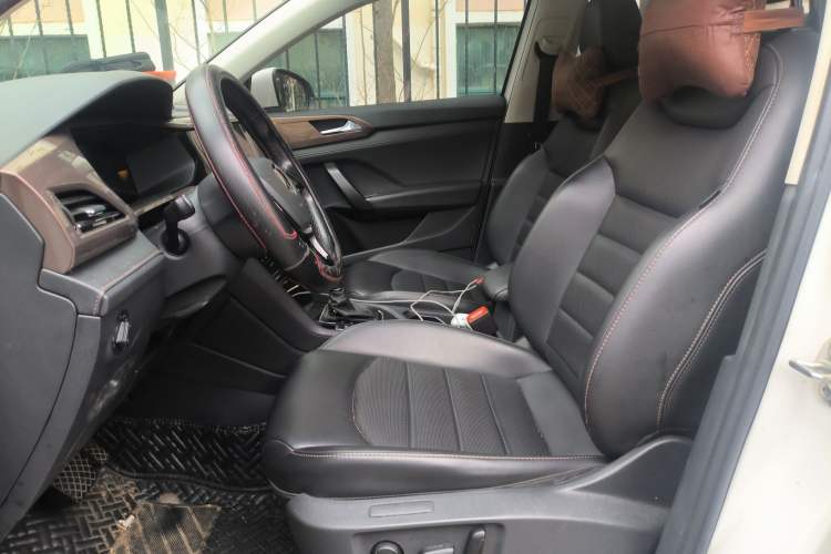 Used Volkswagen Tharu 2022 280TSI Two-Wheel-Drive Luxury Edition Left Front Seat