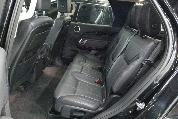 Used Land Rover Discovery 2018 3.0 SC V6 SE