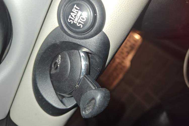 Used MINI 2012 1.6L COOPER Baker Street
