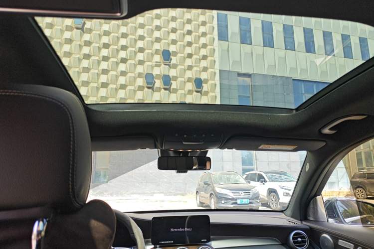 Used Mercedes-Benz GLC 2022 Refreshed GLC 300 L 4MATIC Dynamic Edition Prestige Version
