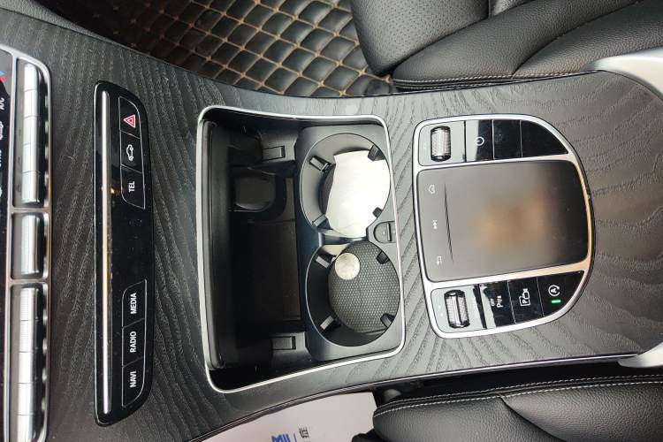 Used Mercedes-Benz C-Class 2018 C 180 L Fashion Edition Sport Version