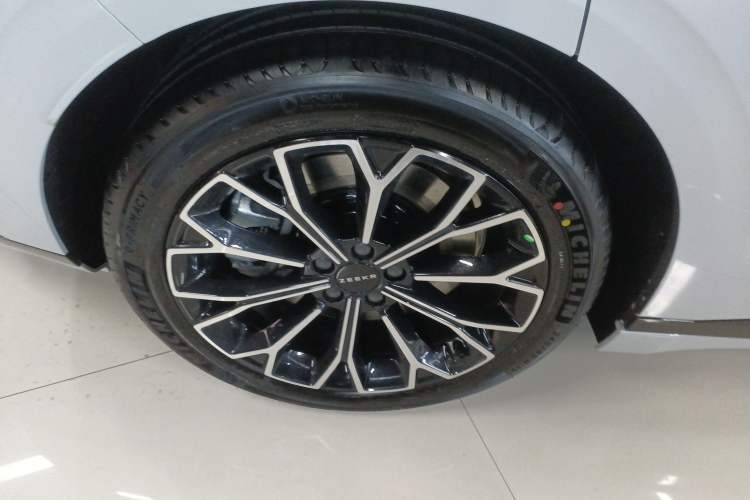 Used Zeekr 007GT 2025 Long-Range Rear-Wheel Drive Intelligent Driving Version 100 kWh
