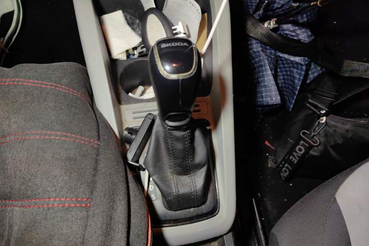 Used Skoda Fabia 2017 1.4L Automatic Car Enjoy Edition
