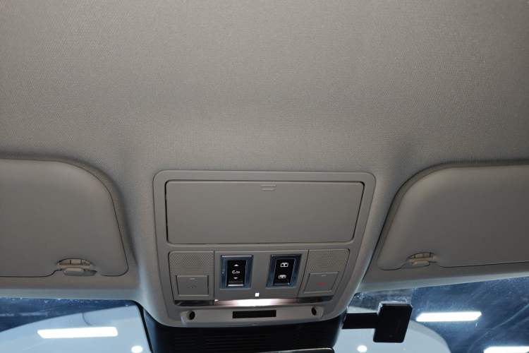 Used Land Rover Range Rover Evoque 2021 Range Rover L 249 PS R-Dynamic SE Luxury Edition