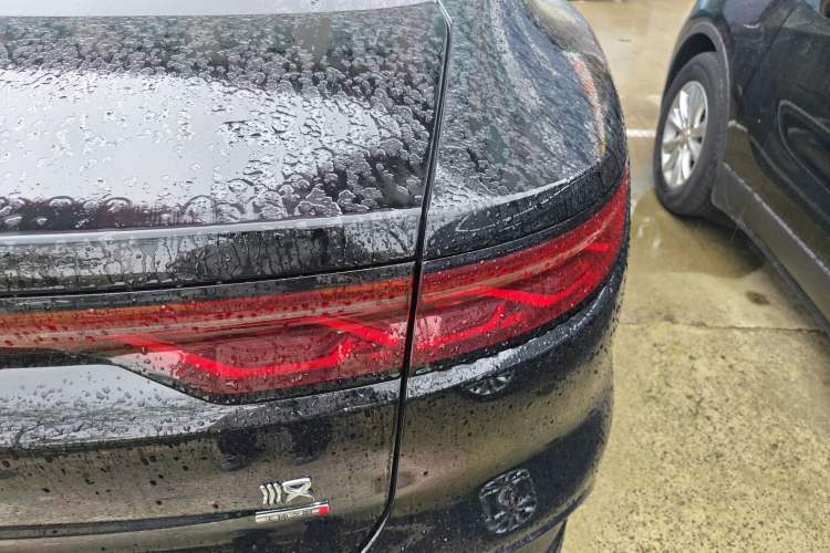 Used BYD Han 2025 DM-i Intelligent Driving Edition 125KM LiDAR Flagship Model Right Rear Taillight