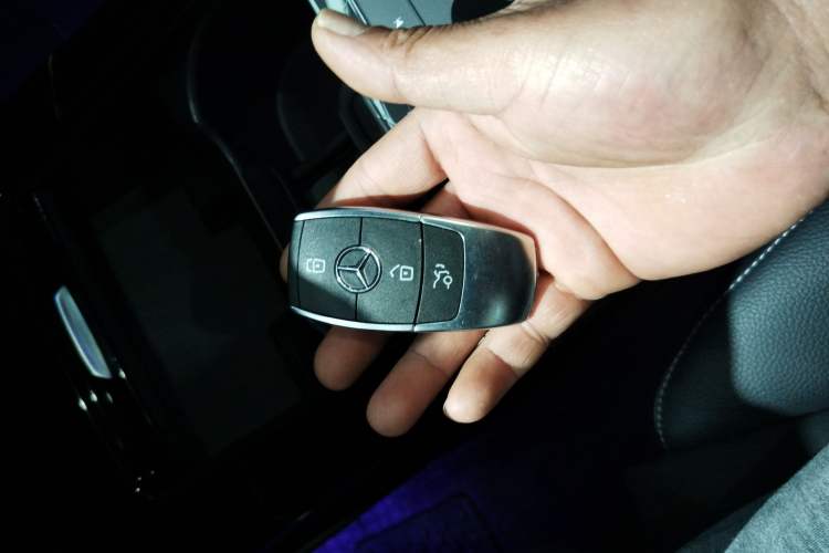 Used Mercedes-Benz A-Class 2021 A 200 L Sport Sedan Fashion Model
