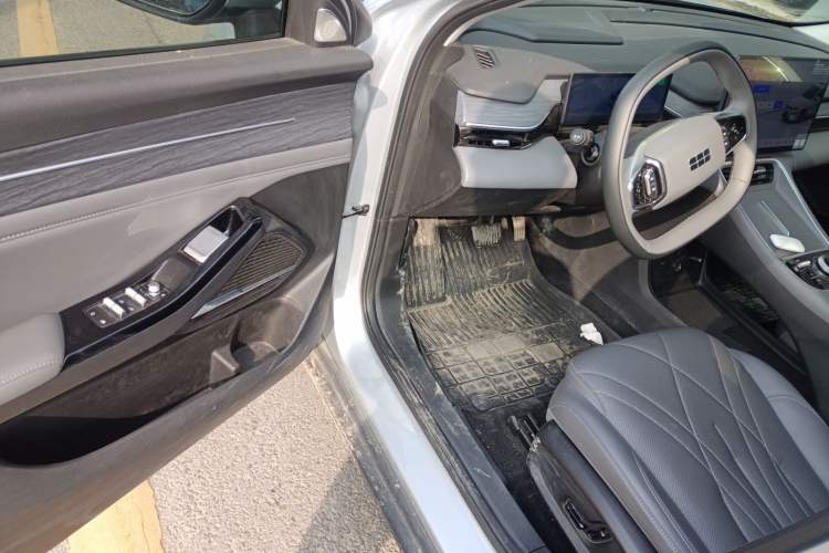 Used Geely Galaxy L6 2025 EM-i 140km Starship Edition