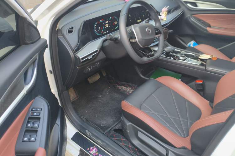 Used CHANGAN Eado 2024 PLUS Blue Whale NE 1.4T GDI DCT High-Energy Edition Driver Seat