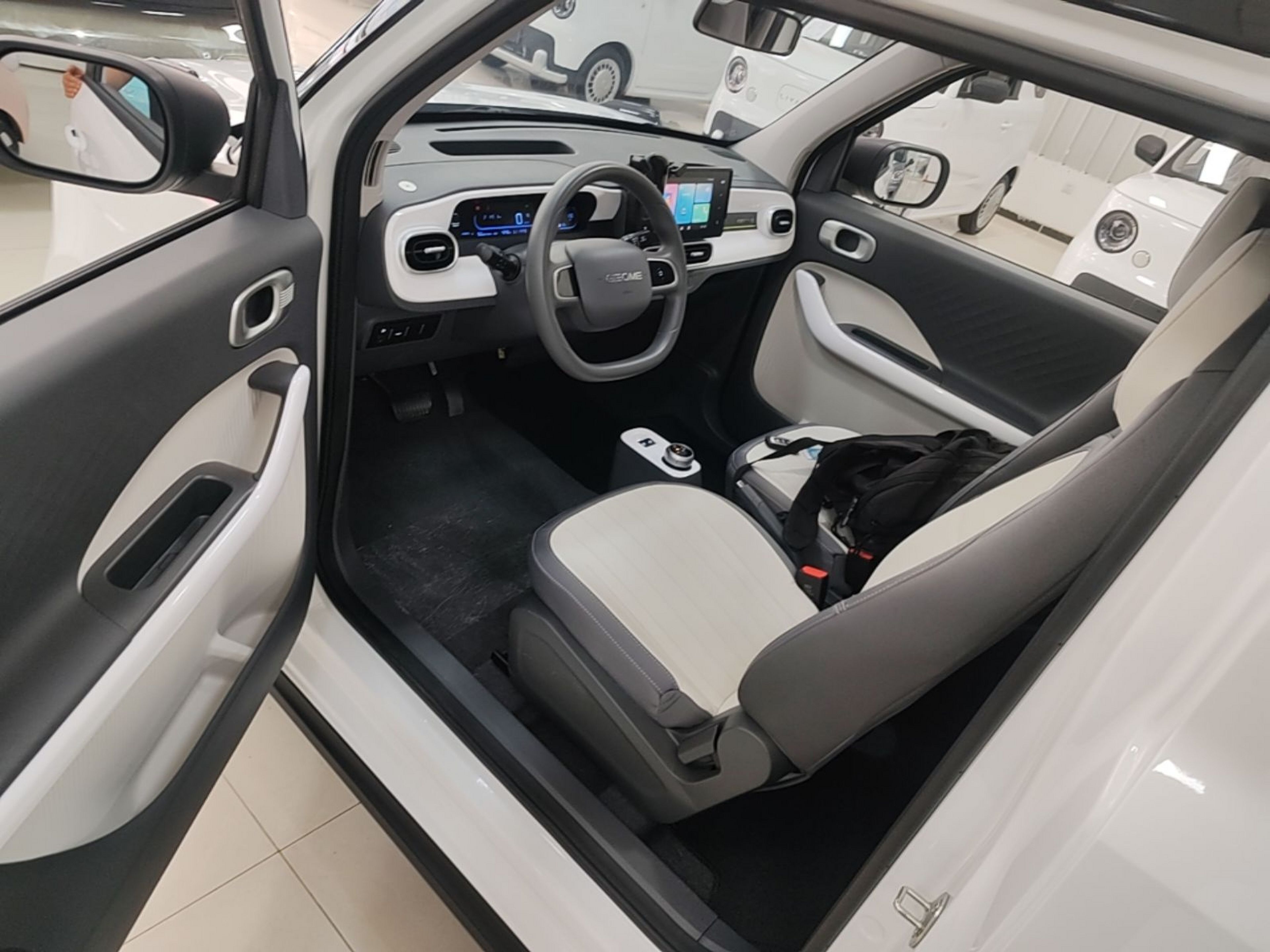Vordere Reihe im Auto