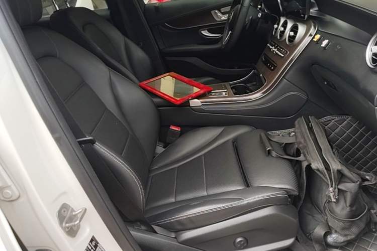 Used Mercedes-Benz GLC 2020 Facelift GLC 300 L 4MATIC Dynamic Edition
