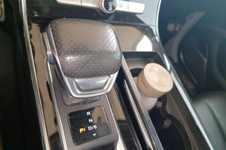 Used Roewe RX5 MAX 2021 Supreme Series 400TGI Automatic Smart Cabin Prestige Edition