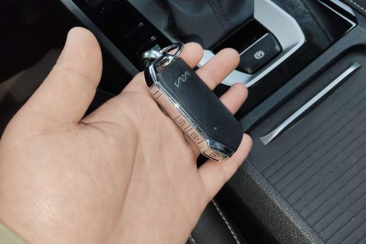 Used Kia K3 2021 Revised 1.5L CVT Fashion Edition Vehicle Key