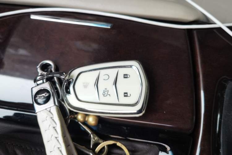 Used Cadillac XTS 2016 28T Elite Edition Vehicle Key