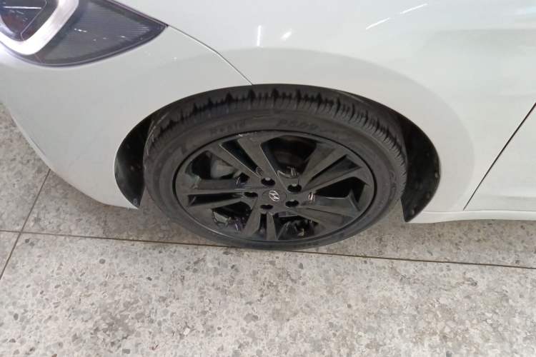 Used Hyundai Elantra (6th Generation / Lingdong) 2016 1.6L Automatic ZhiXuan · Youth Edition
