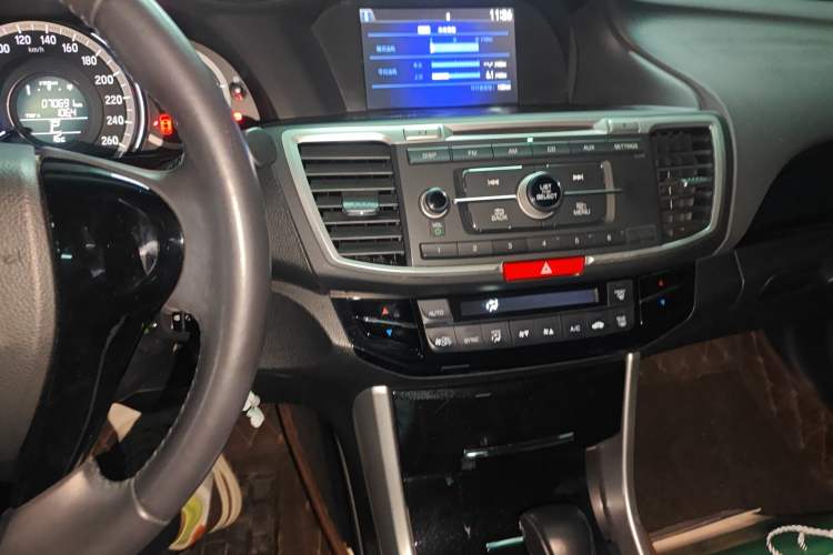 Used Honda Accord 2016 2.0L Elite Edition
