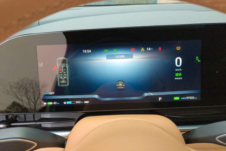 Used VOYAH Dream 2022 Low-Carbon Edition Dream+ Smart Enjoyment Package
