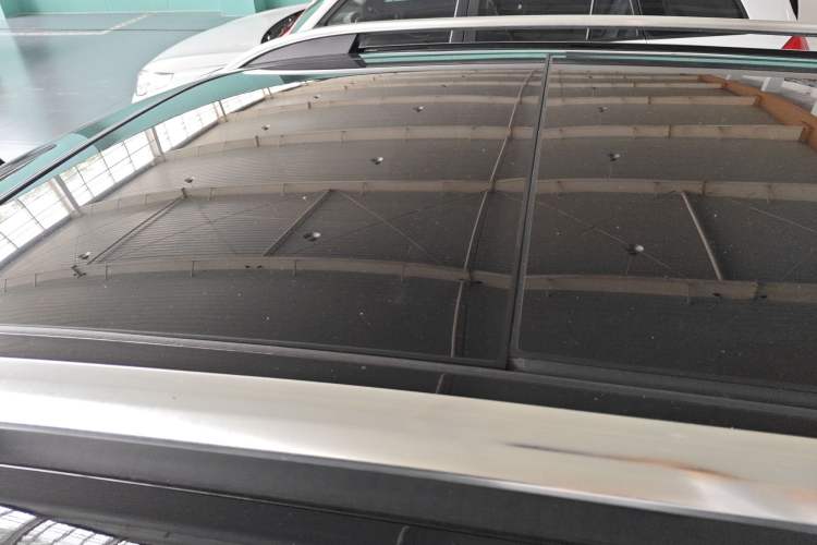 Used Roewe RX5 2020 20T Automatic Ali Smart Connectivity Beyond Intelligent Edition Roof