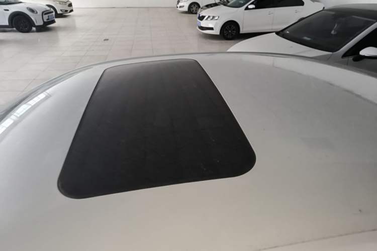 Used Roewe i5 2023 1.5L CVT Luxury Edition
