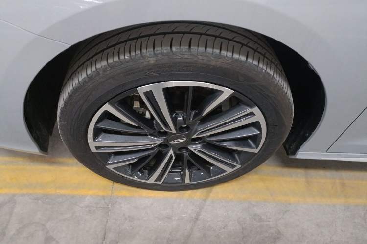 Used Chery Arrizo 8 2024 1.6T DCT Smart
