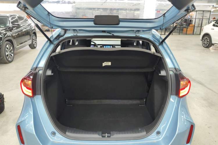 Used Honda Fit 2021 1.5L CVT Trend Edition Trunk