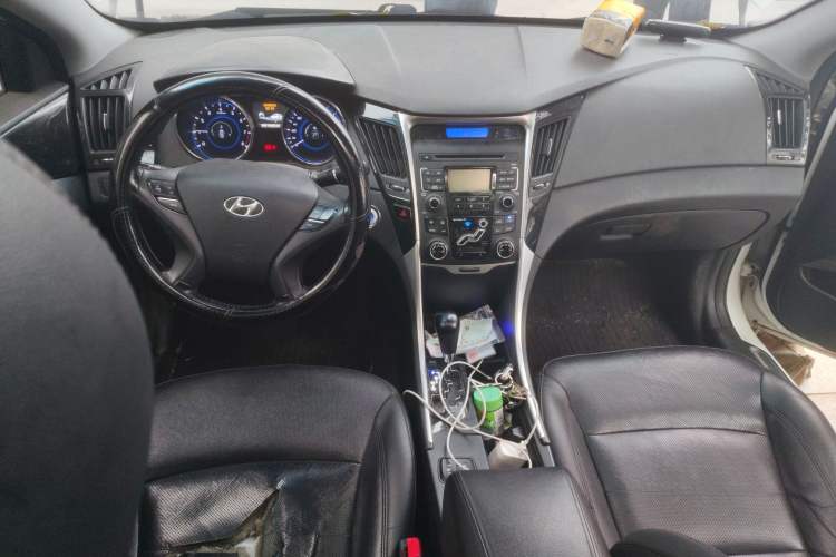 Used Hyundai Sonata 2013 2.0L Automatic Luxury Edition
