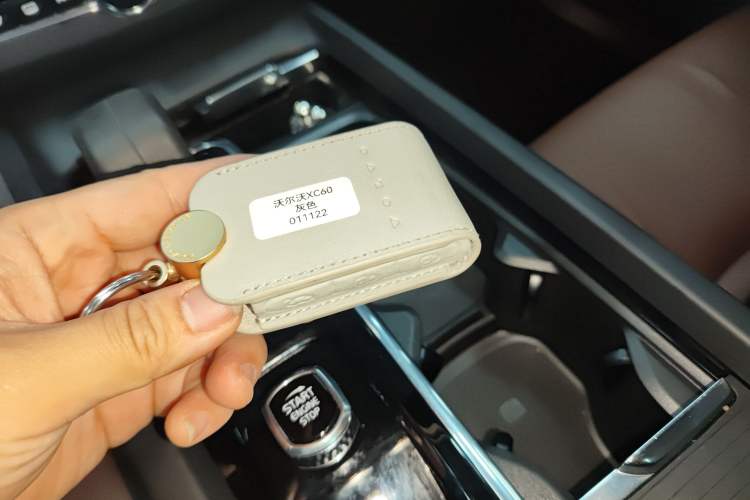 Used Volvo XC60 2022 B5 4x4 Zhiyi Luxury Edition
