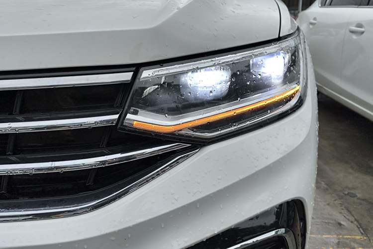 Used Volkswagen Tiguan L 2022 330TSI Automatic Two-Wheel Drive R-Line Enhanced Edition Left Front Headlight