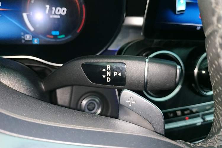 Used Mercedes-Benz C-Class 2021 C 260 L Sport Edition Gear Lever