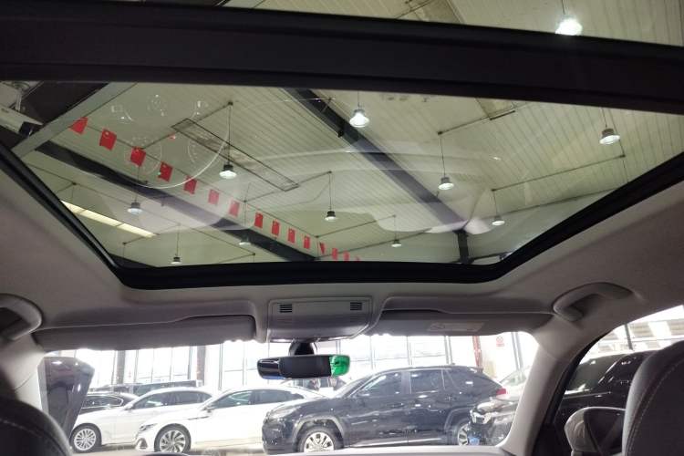 Used Volkswagen Tayron 2020 280TSI Two-Wheel Drive Luxury Connect Edition