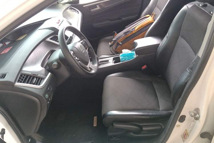 Used Honda Jade 2014 1.8L Automatic Comfort Elite Version 5 Seats