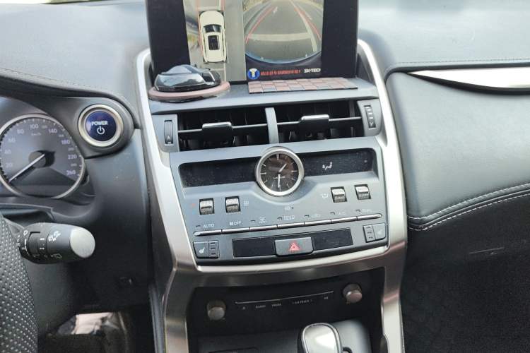 Used Lexus NX 2017 300h Front-Drive FENGSHANG Edition
