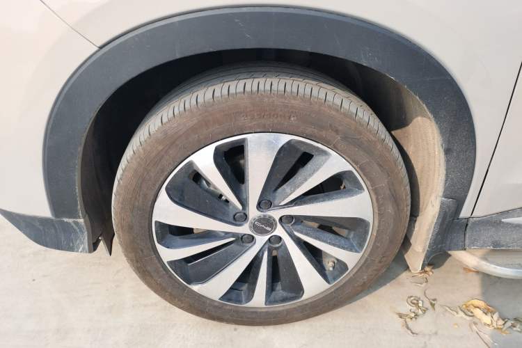 Used BYD Song PLUS New Energy 2024 Honor Edition EV 520km Premium Model
