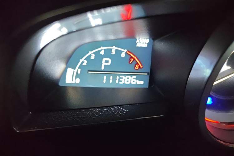 Used Mazda 3 Axela 2014 Sedan 1.5L Automatic Luxury Model
