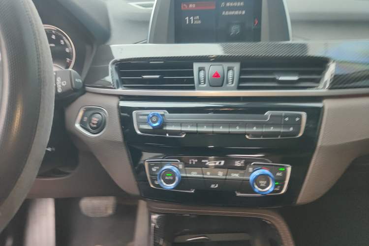 Used BMW X1 2019 sDrive18Li Premium Edition Audio And AC Panel