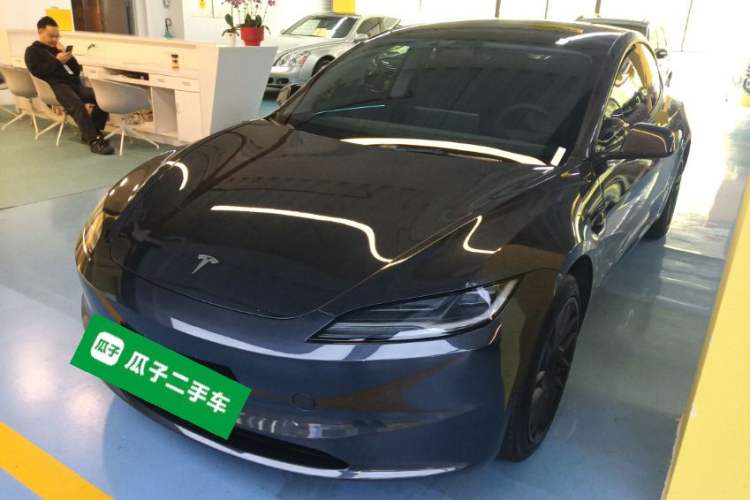 Used Tesla Model 3 2023 Rear-Wheel-Drive Version