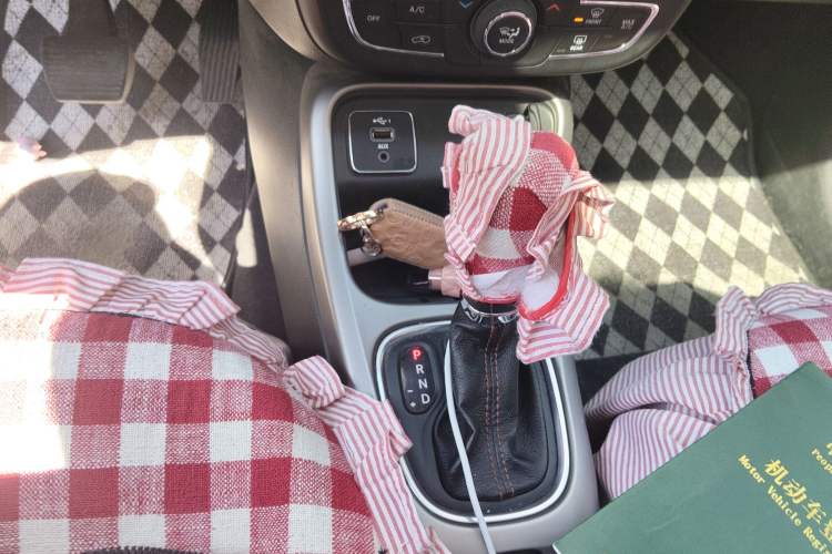 Used Jeep Compass 2019 220T Automatic Enjoyment Version Gear Lever