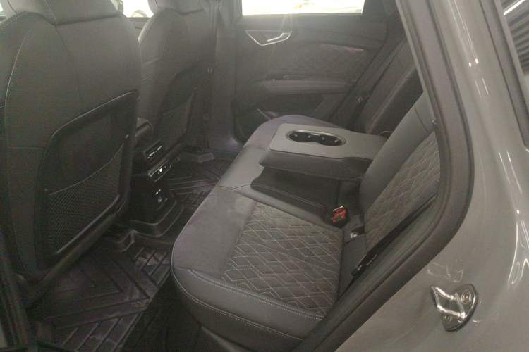 Used Audi Q4 e-tron 2022 50 e-tron quattro Creation Edition