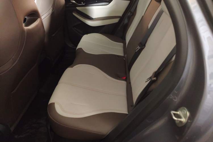 Used BYD Qin PLUS 2024 HONOR Edition DM-i 55KM Leading Model
