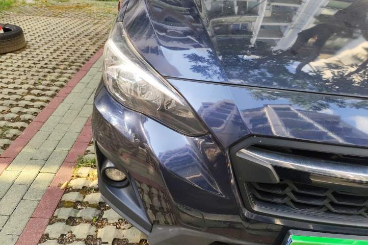 Used Subaru XV 2018 2.0i All-Wheel-Drive Luxury Edition with EyeSight
