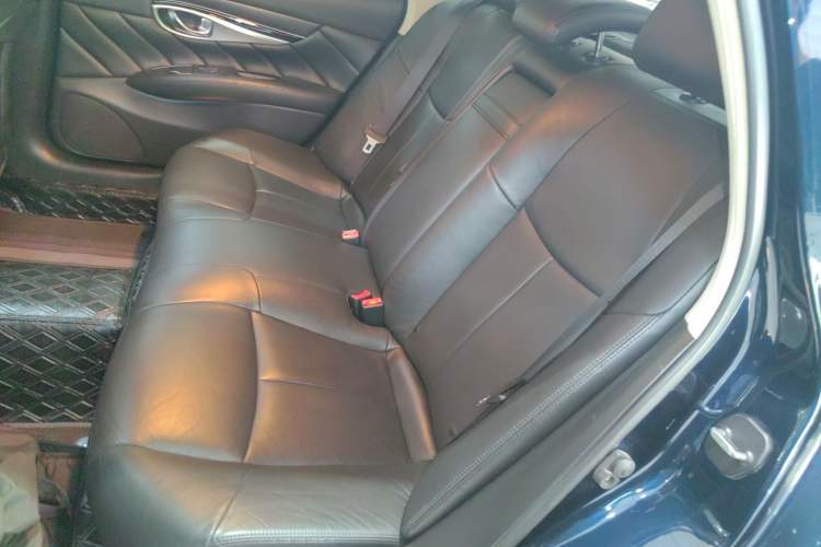 Used Infiniti Q70 2017 Q70L 2.5L Elite Edition Left Rear Seat