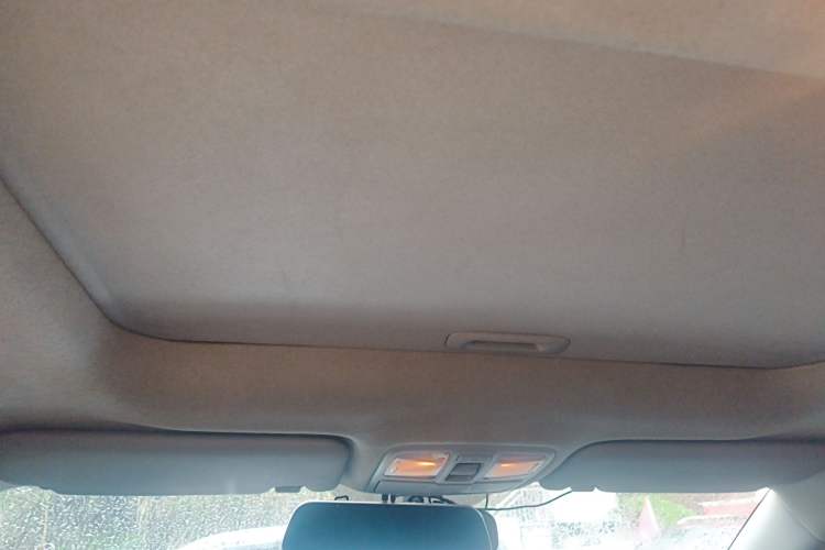 Used Hyundai ix35 2013 2.0L Automatic Two-Wheel Drive Smart GLS China IV Standard