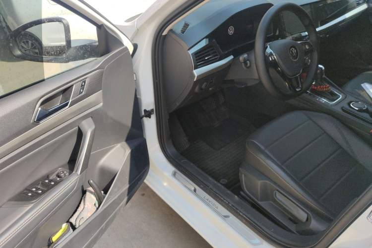 Used Volkswagen Lavida 2022 1.5L Automatic Comfort Edition