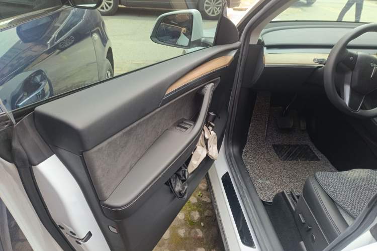 Used Tesla Model Y 2022 Revised Version Long-Range All-Wheel Drive