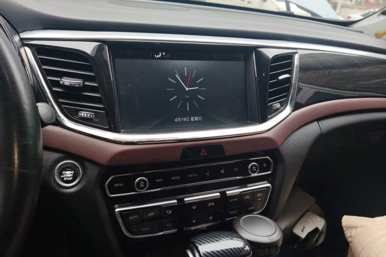 Used GAC Trumpchi GS8 2017 320T Four-Wheel Drive Luxury Smart Connectivity Version (7 Seats)
